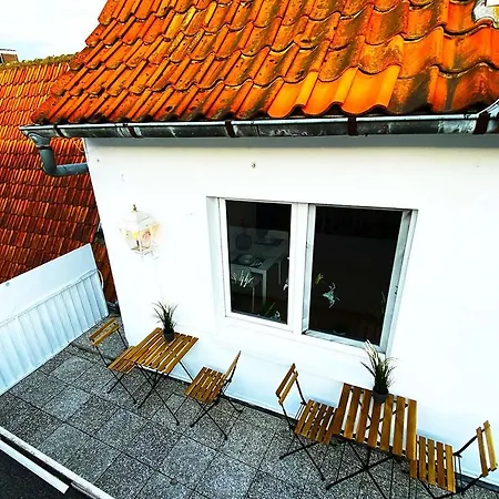 Apartament 3 In *