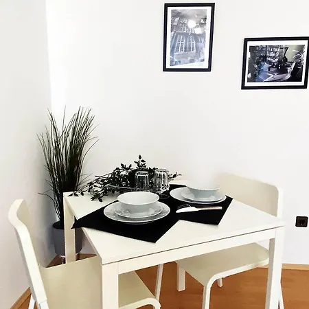 3 In Apartament